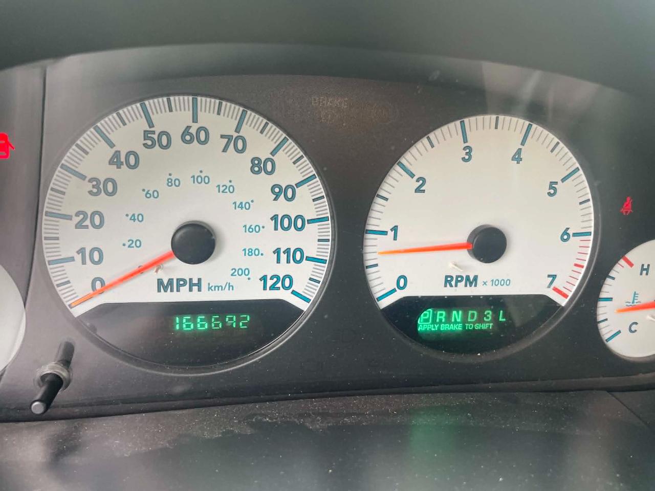 Dodge Grand Caravan SE 2005