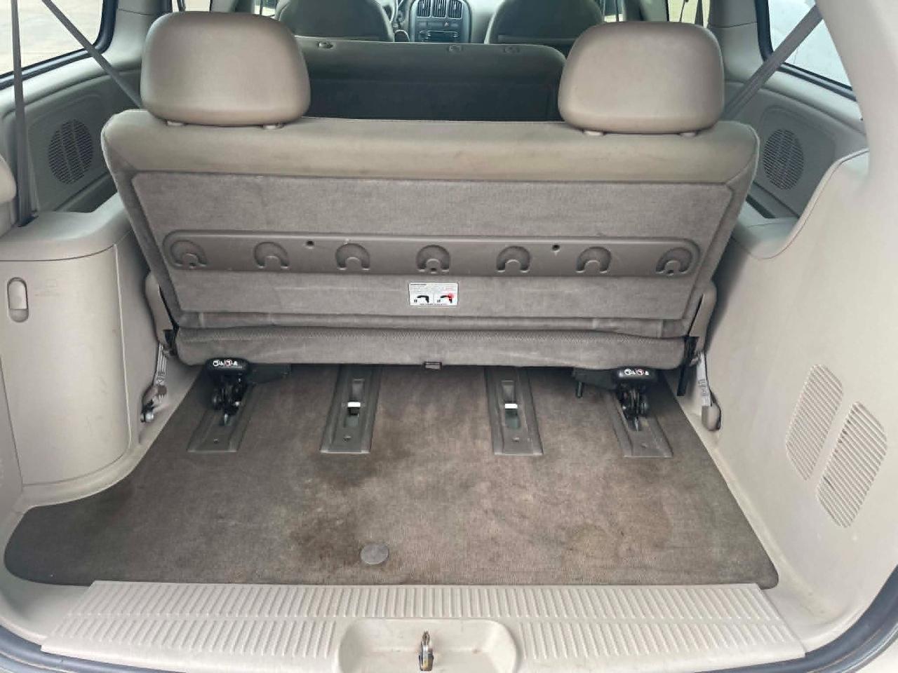 Dodge Grand Caravan SE 2005