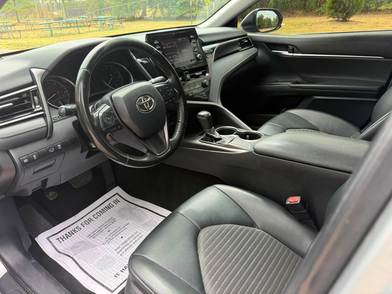 Toyota Camry SE 2021