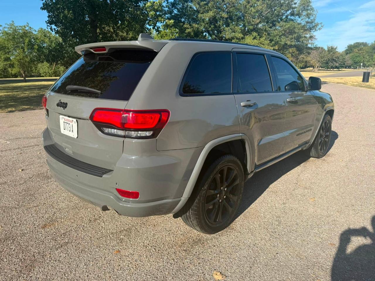 Jeep Grand Cherokee Laredo 2WD 2020