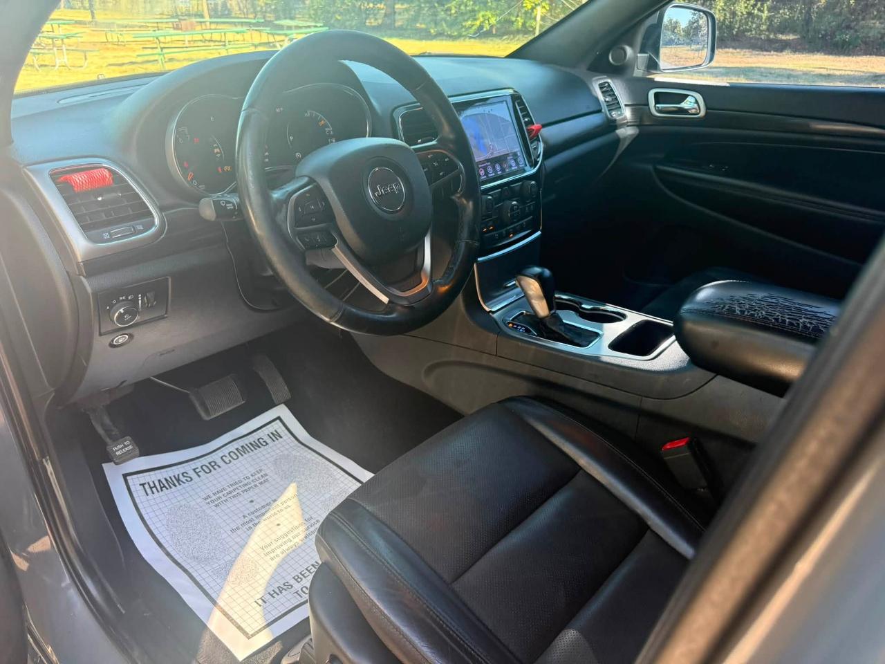 Jeep Grand Cherokee Laredo 2WD 2020