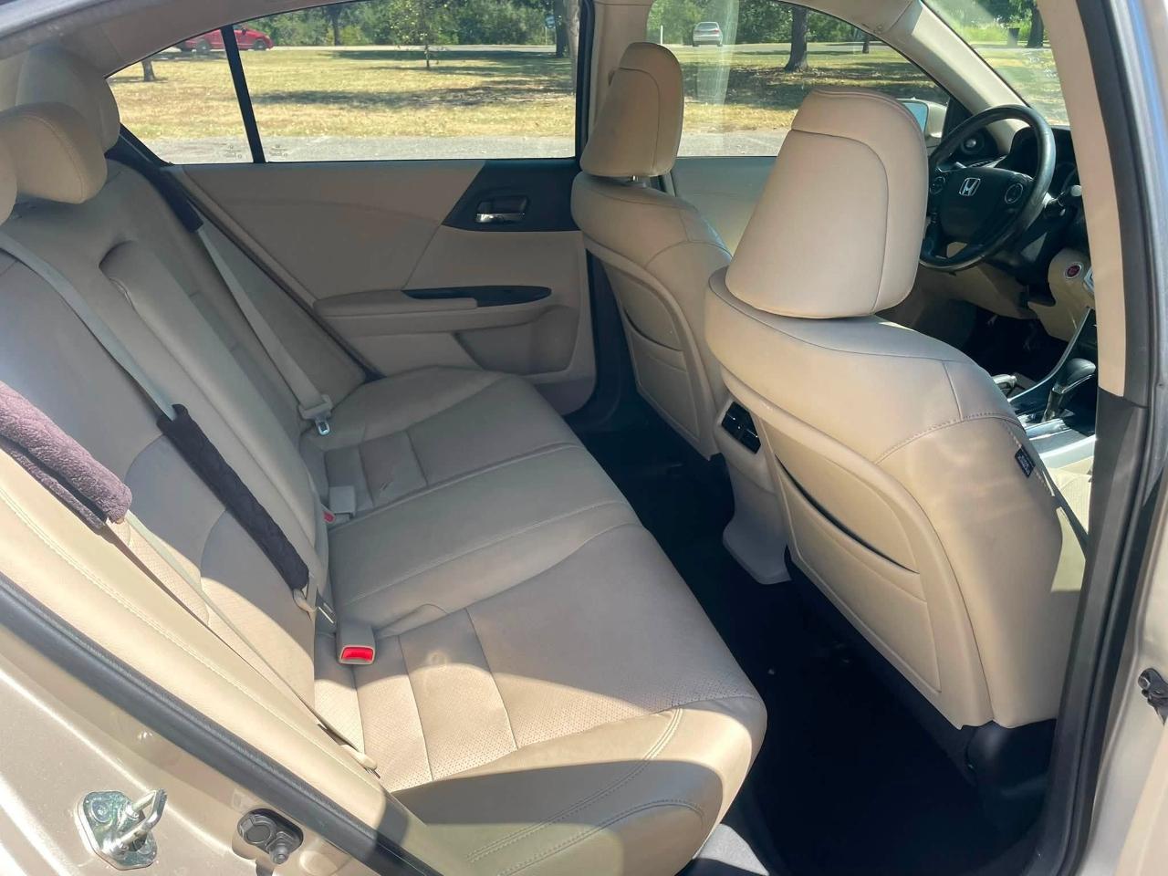 Honda Accord EX-L V6 Sedan AT 2013