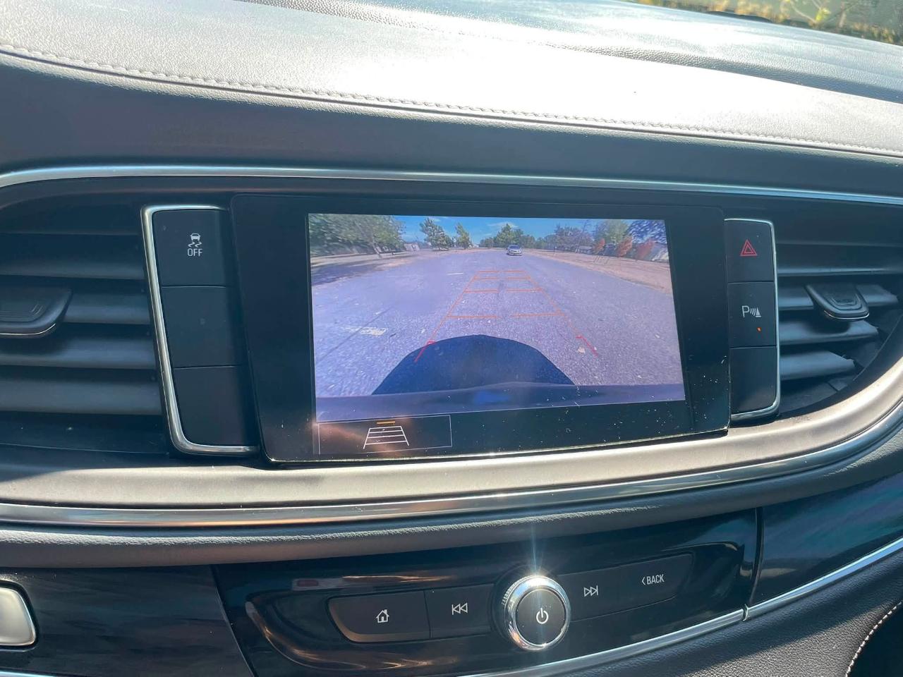 Buick Enclave Essence FWD 2020