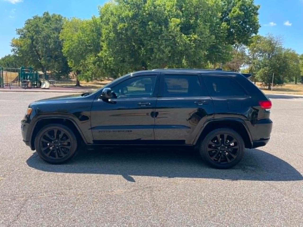 Jeep Grand Cherokee Laredo 2WD 2017