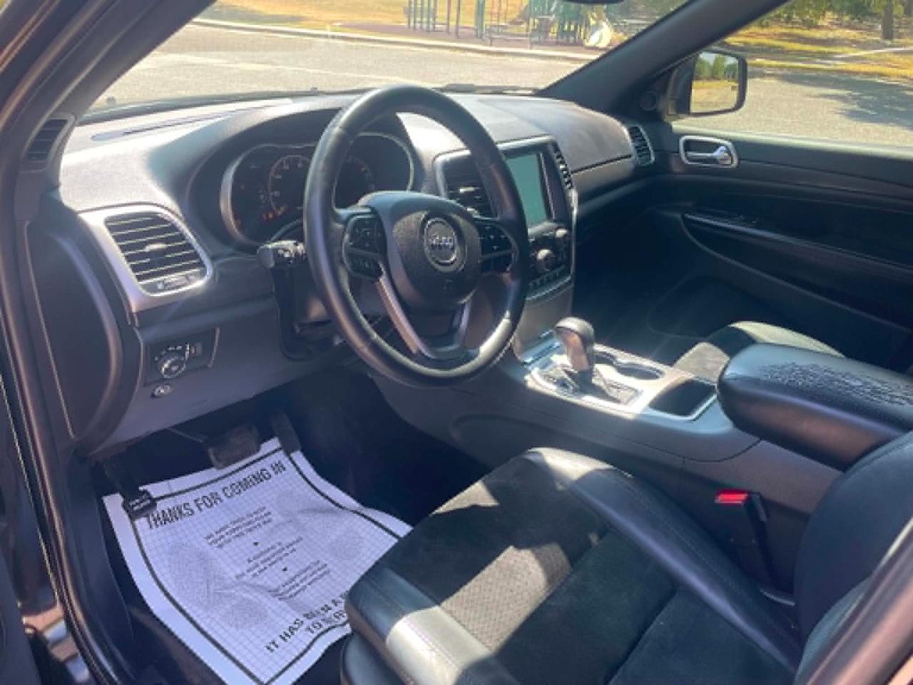Jeep Grand Cherokee Laredo 2WD 2017