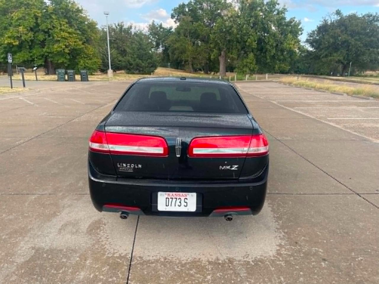 Lincoln MKZ FWD 2010