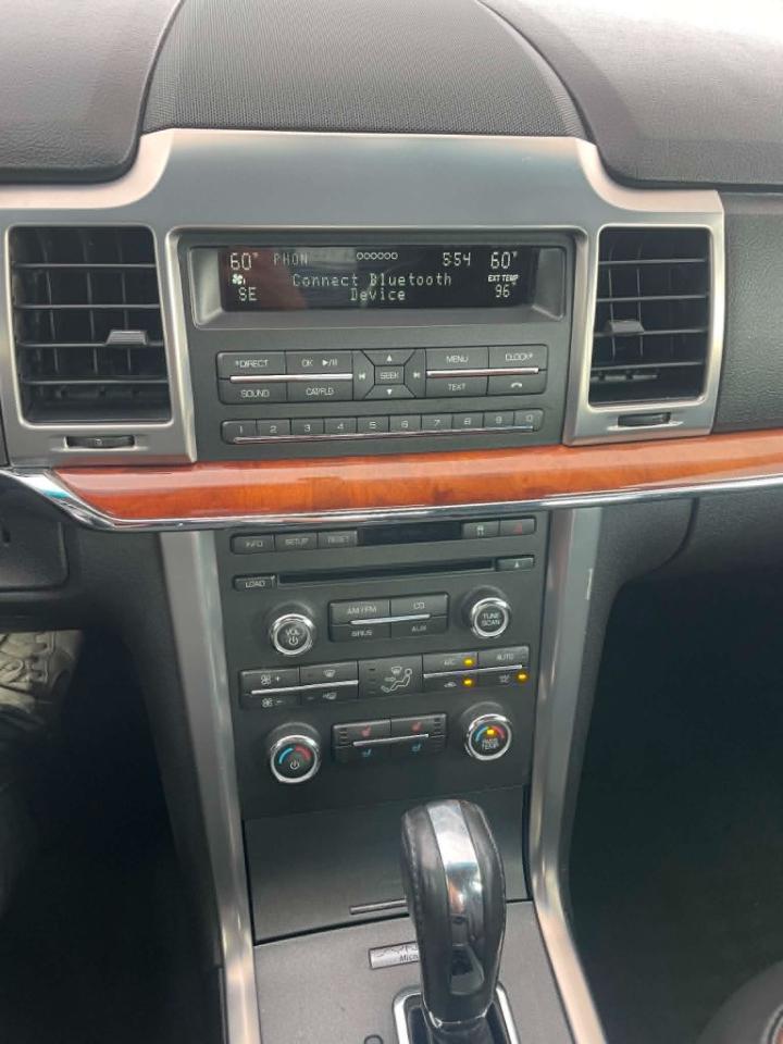 Lincoln MKZ FWD 2010