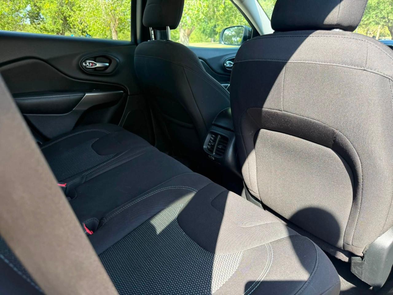 Jeep Cherokee Latitude FWD 2019