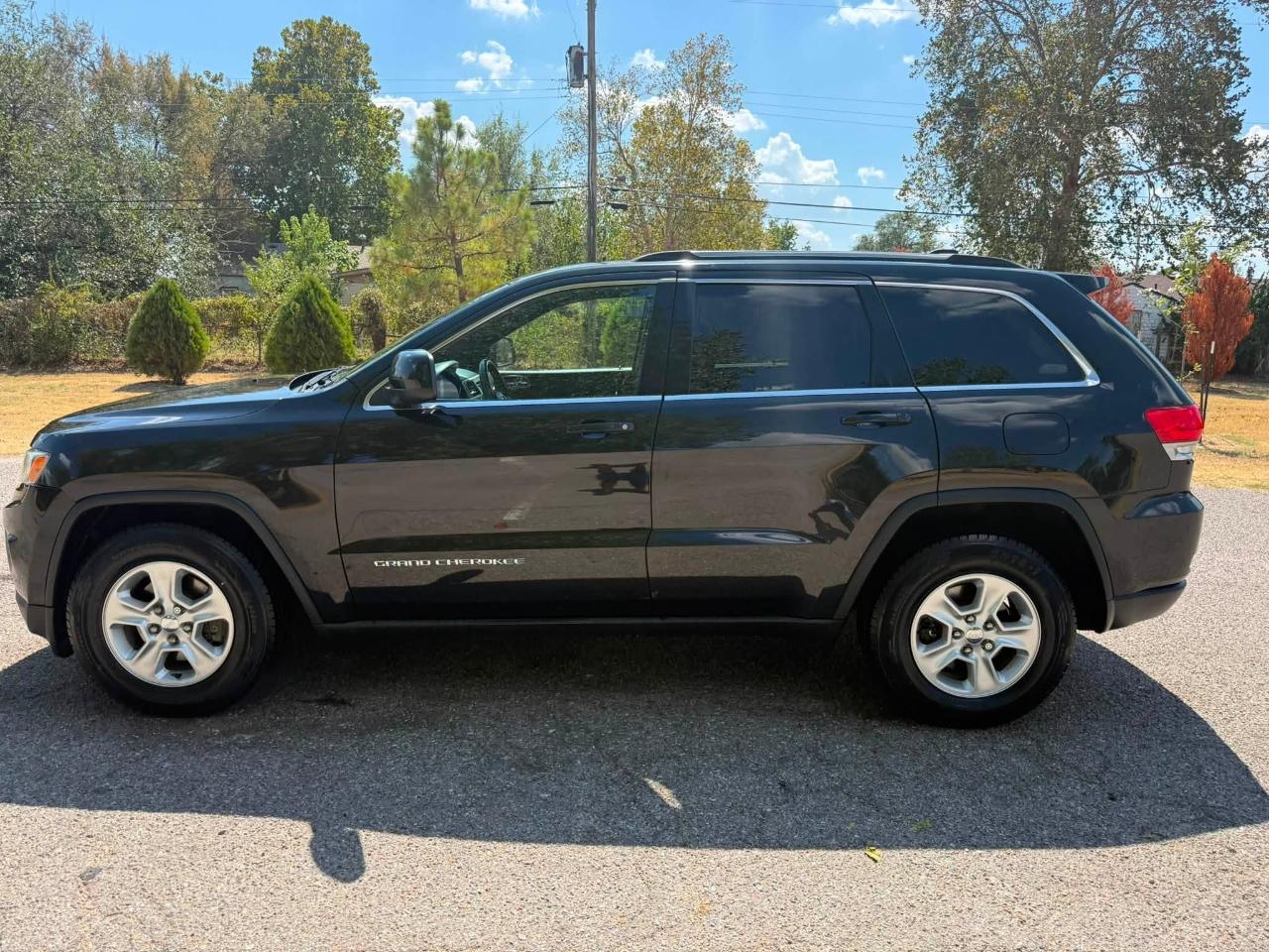 Jeep Grand Cherokee Laredo 2WD 2014