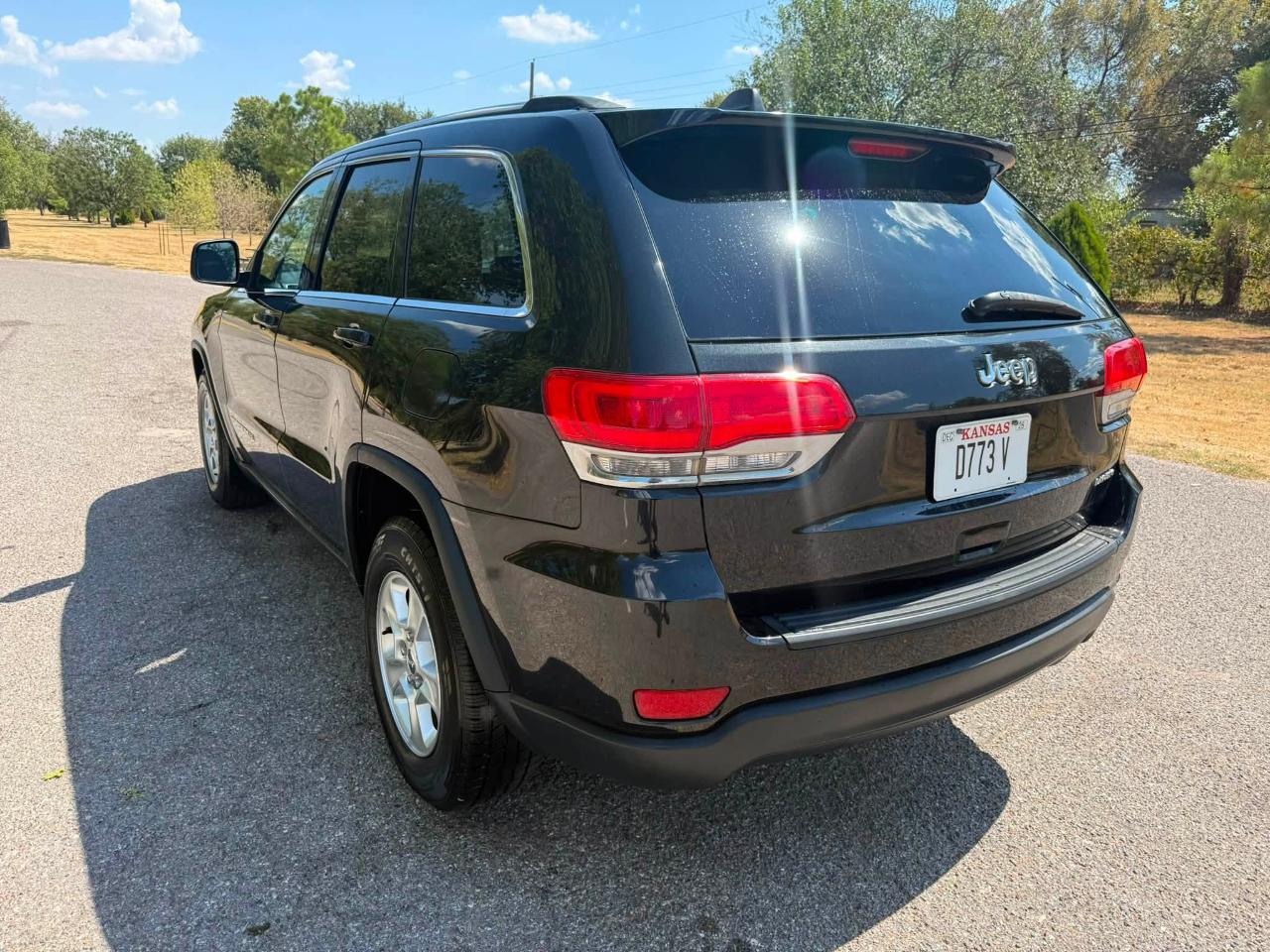 Jeep Grand Cherokee Laredo 2WD 2014