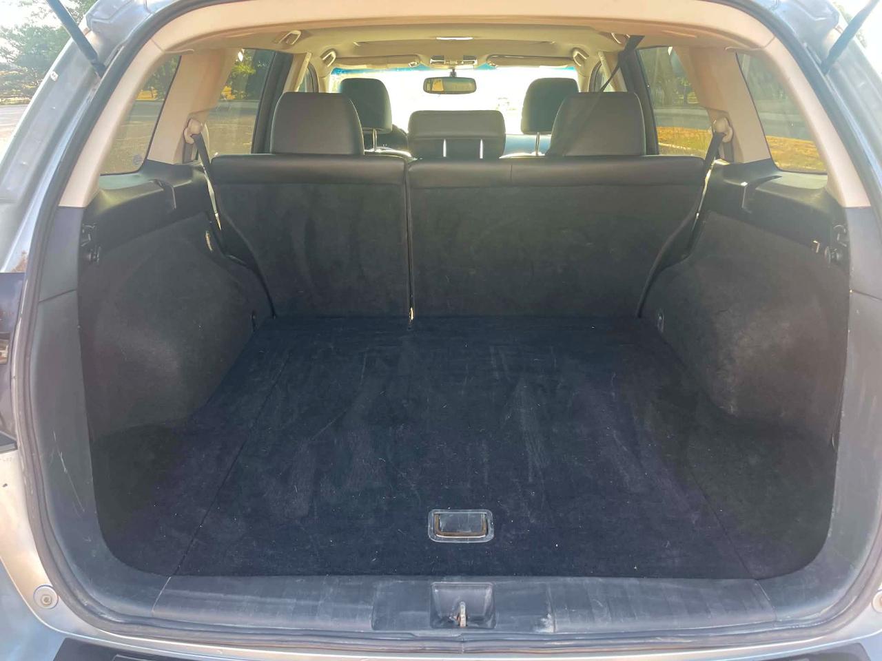 Subaru Outback 2.5i Limited 2012
