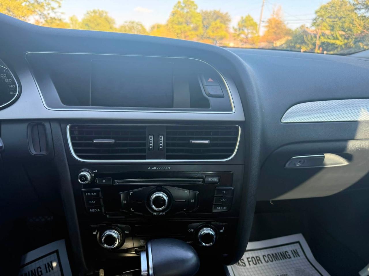 Audi A4 2.0T Sedan quattro Tiptronic 2014