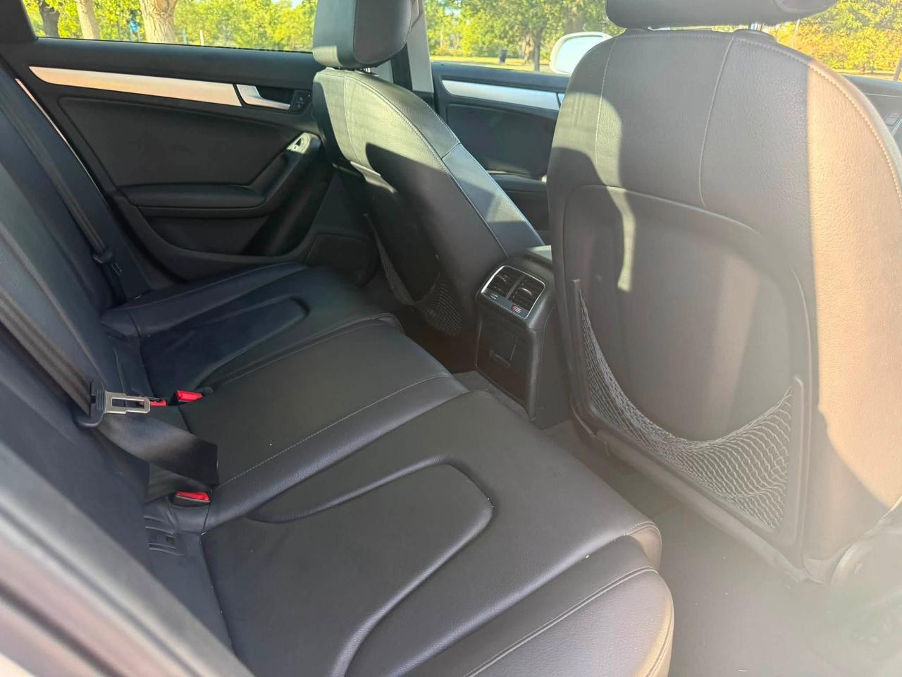 Audi A4 2.0T Sedan quattro Tiptronic 2014