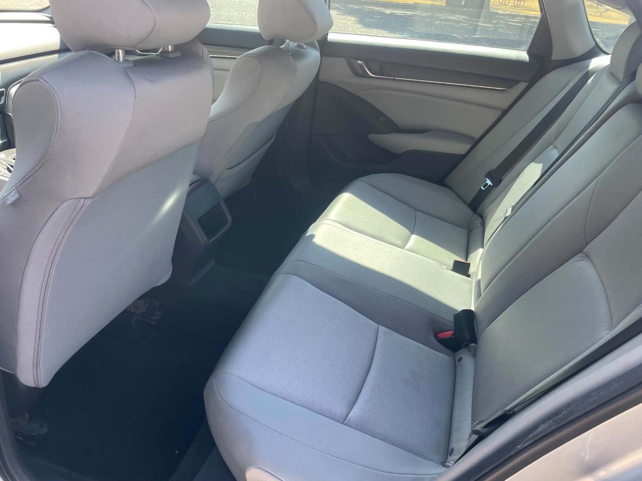 Honda Accord LX CVT 2018
