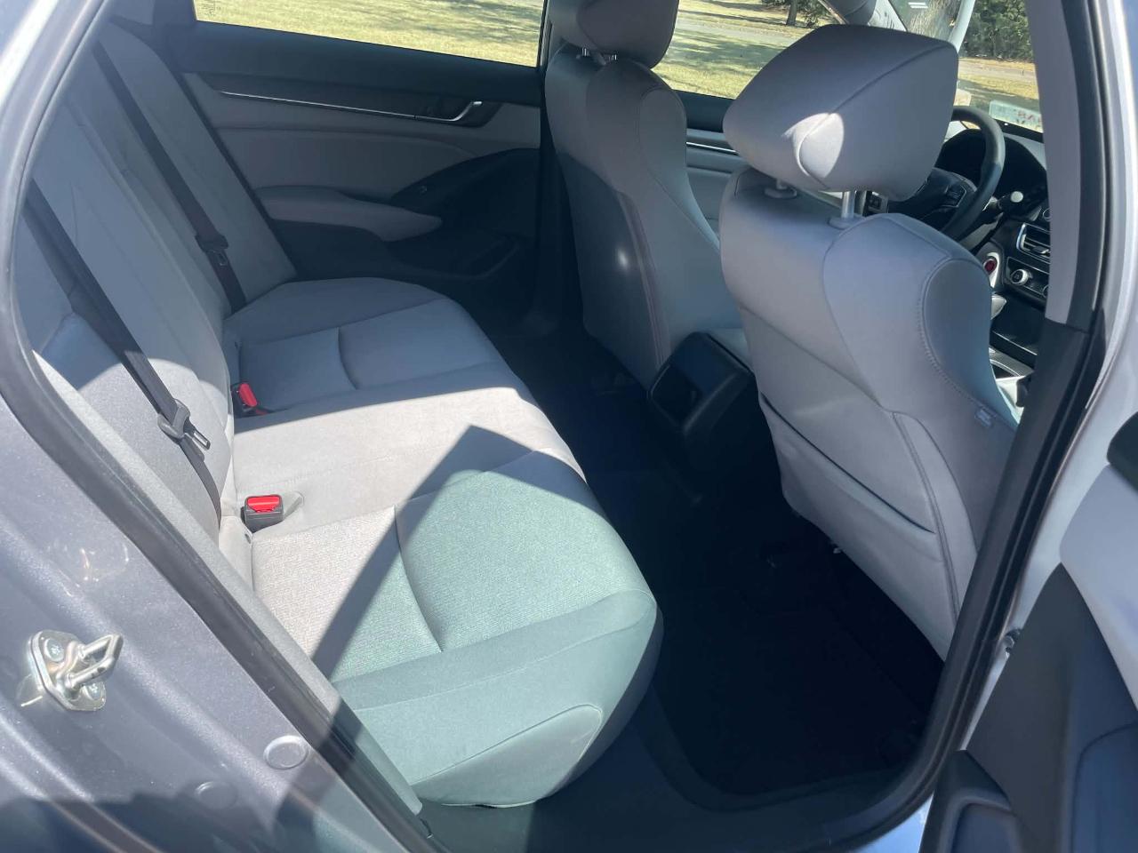 Honda Accord LX CVT 2018