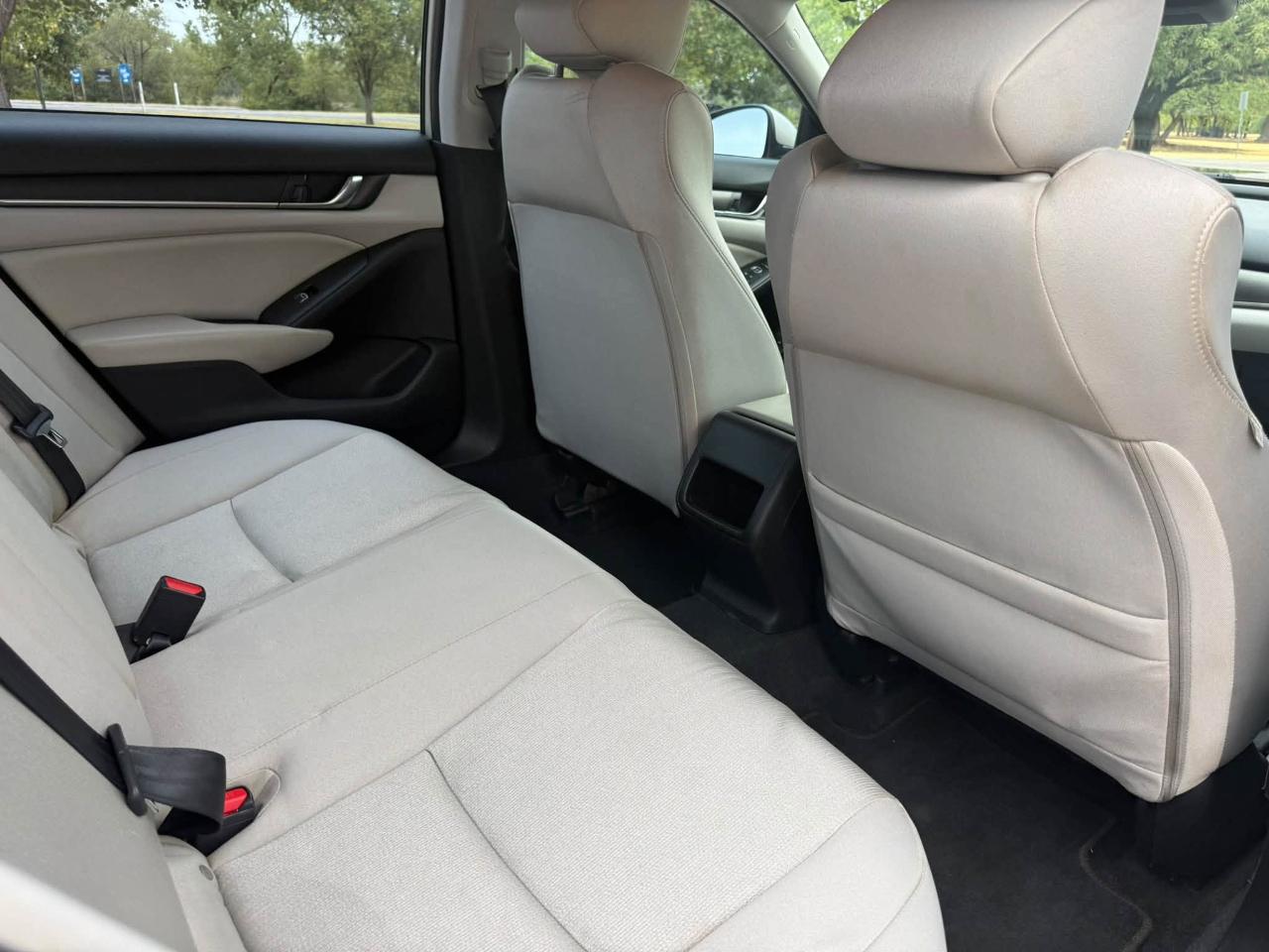 Honda Accord LX CVT 2018
