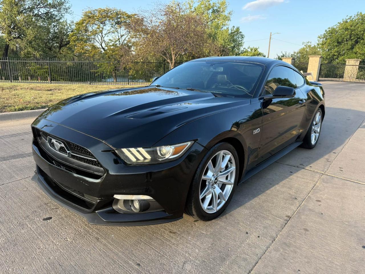 Ford Mustang GT Coupe 2015
