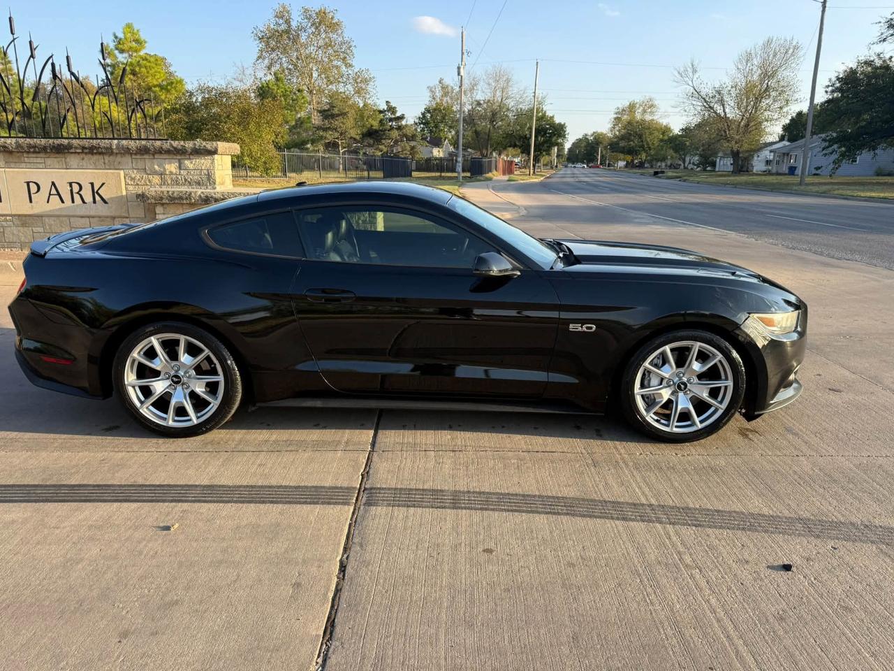 Ford Mustang GT Coupe 2015
