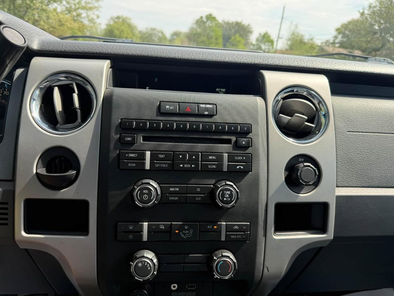 Ford F-150  2011