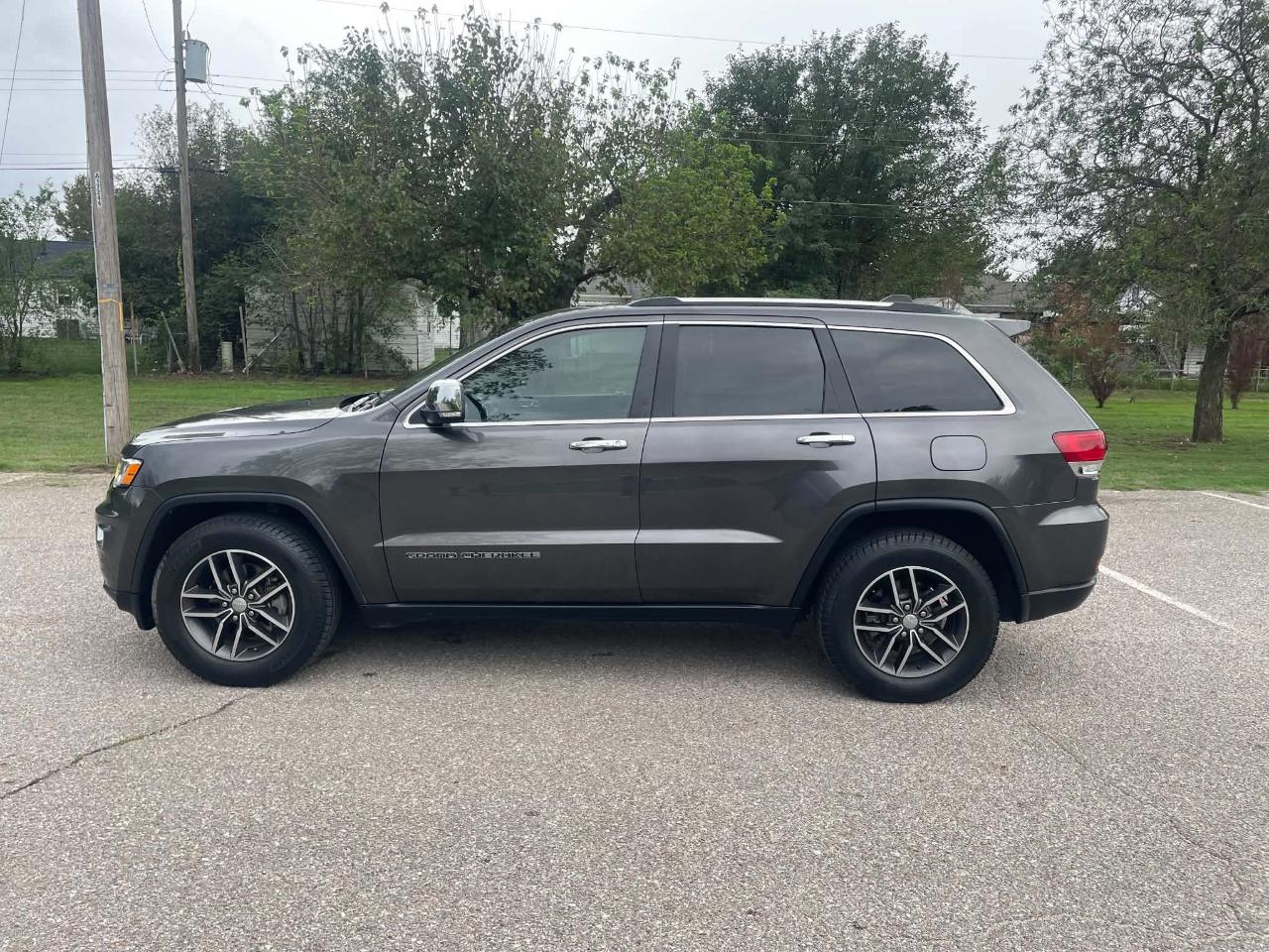 Jeep Grand Cherokee Limited 2WD 2018
