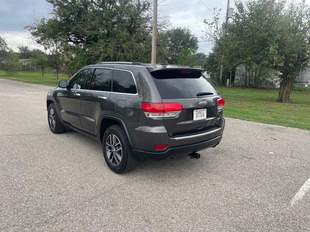 Jeep Grand Cherokee Limited 2WD 2018
