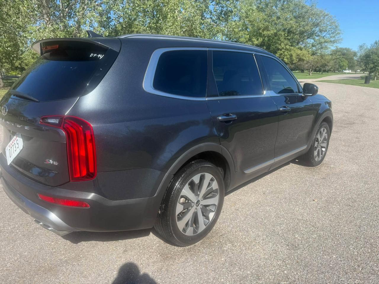 Kia Telluride S 2021