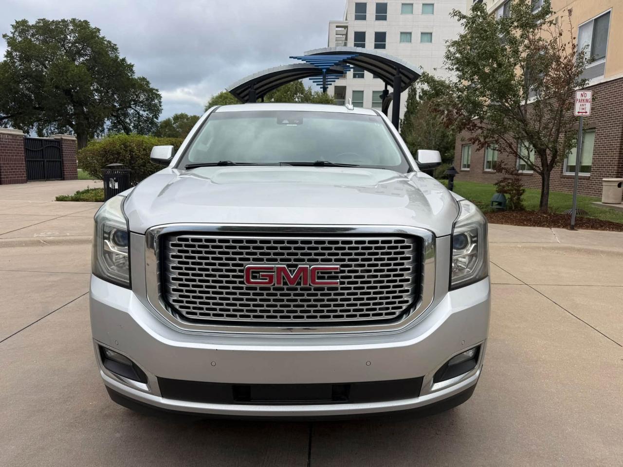 GMC Yukon XL SLT 4WD 2016
