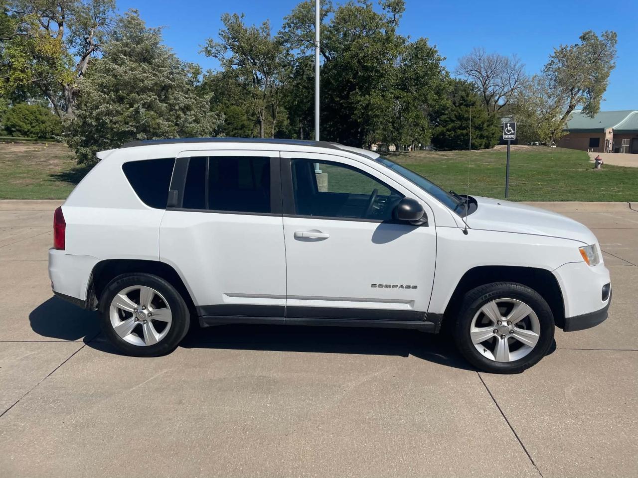 Jeep Compass Sport FWD 2012