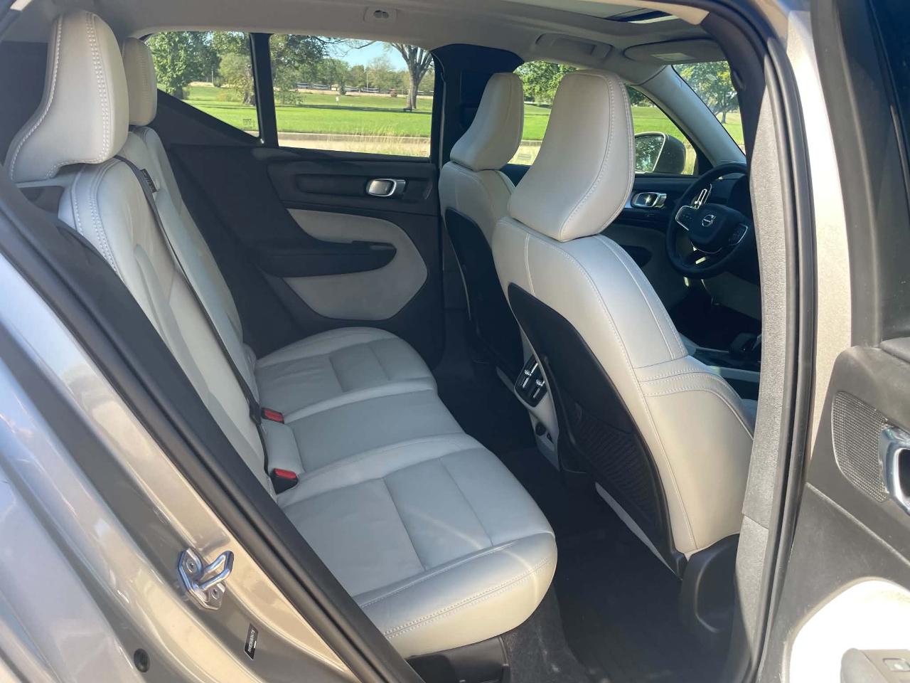 Volvo XC40 T5 Momentum AWD 2022