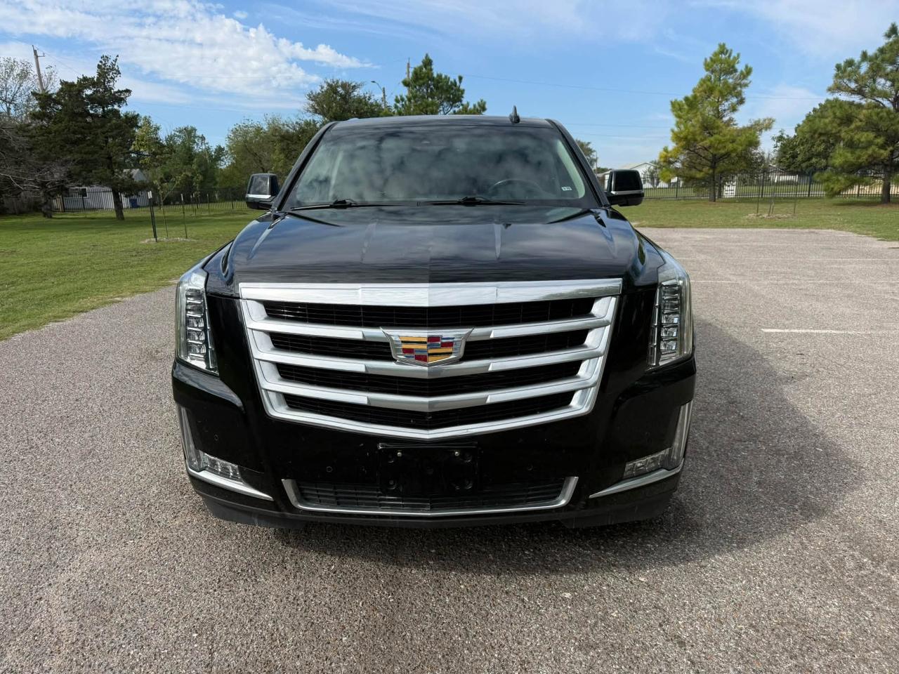 Cadillac Escalade ESV Luxury 4WD 2016