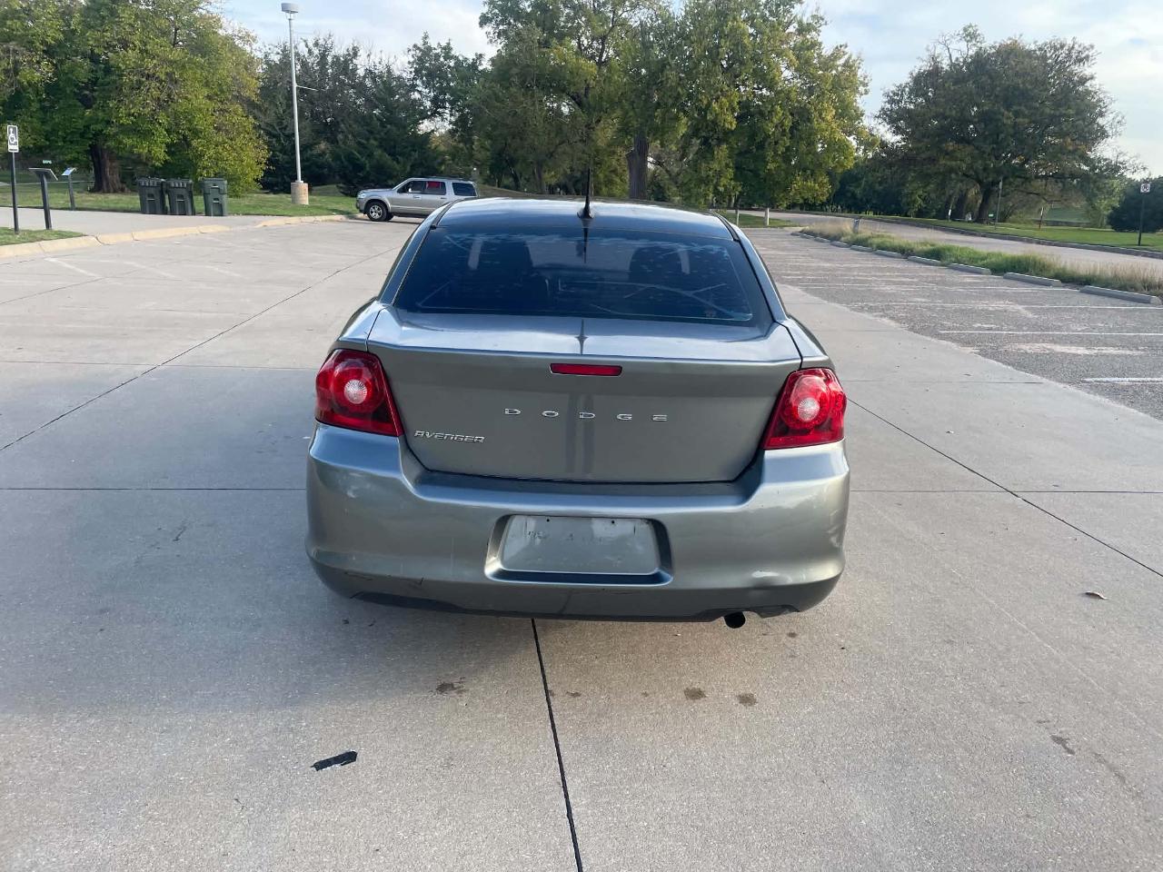 Dodge Avenger Base 2013