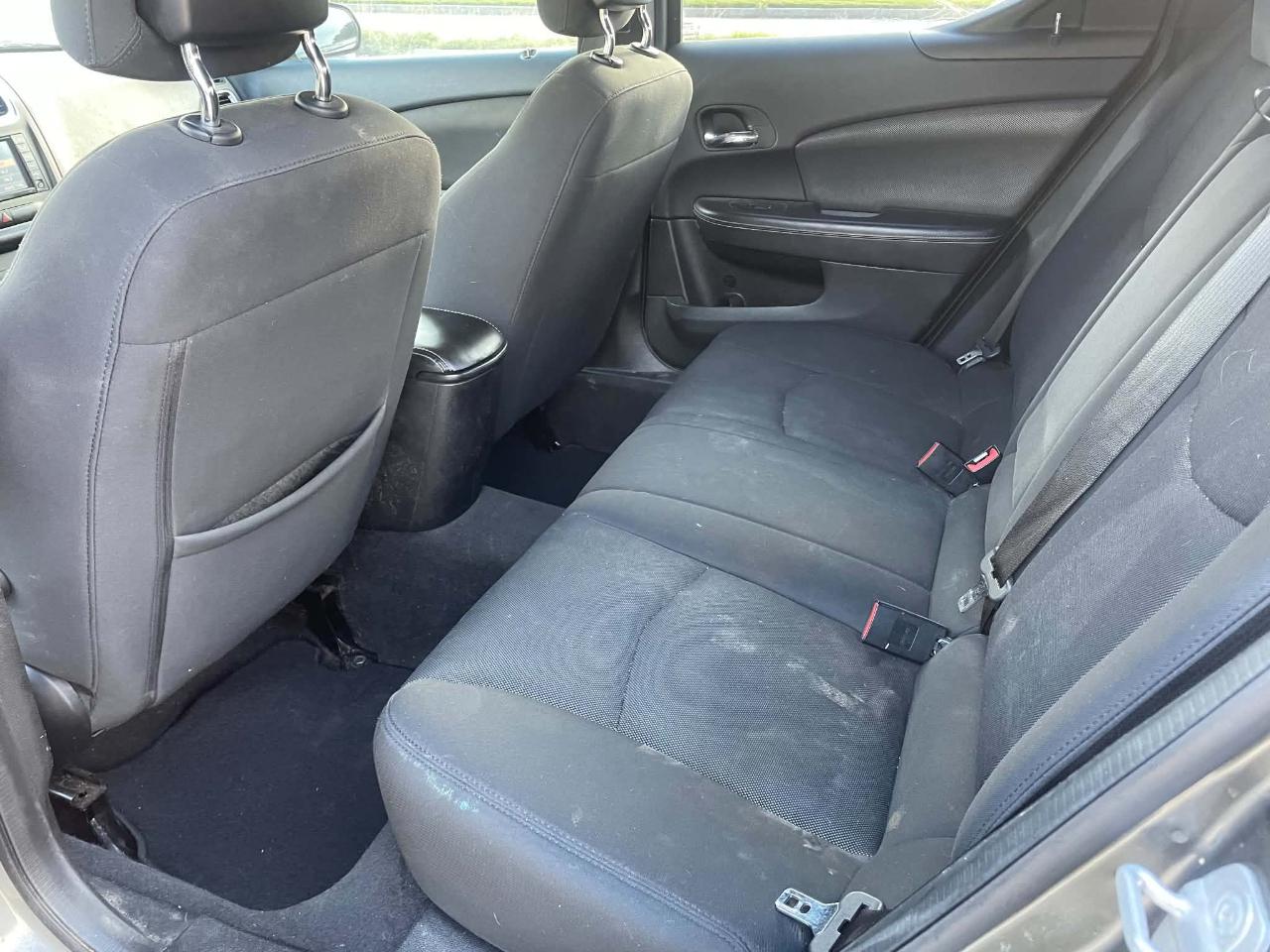 Dodge Avenger Base 2013