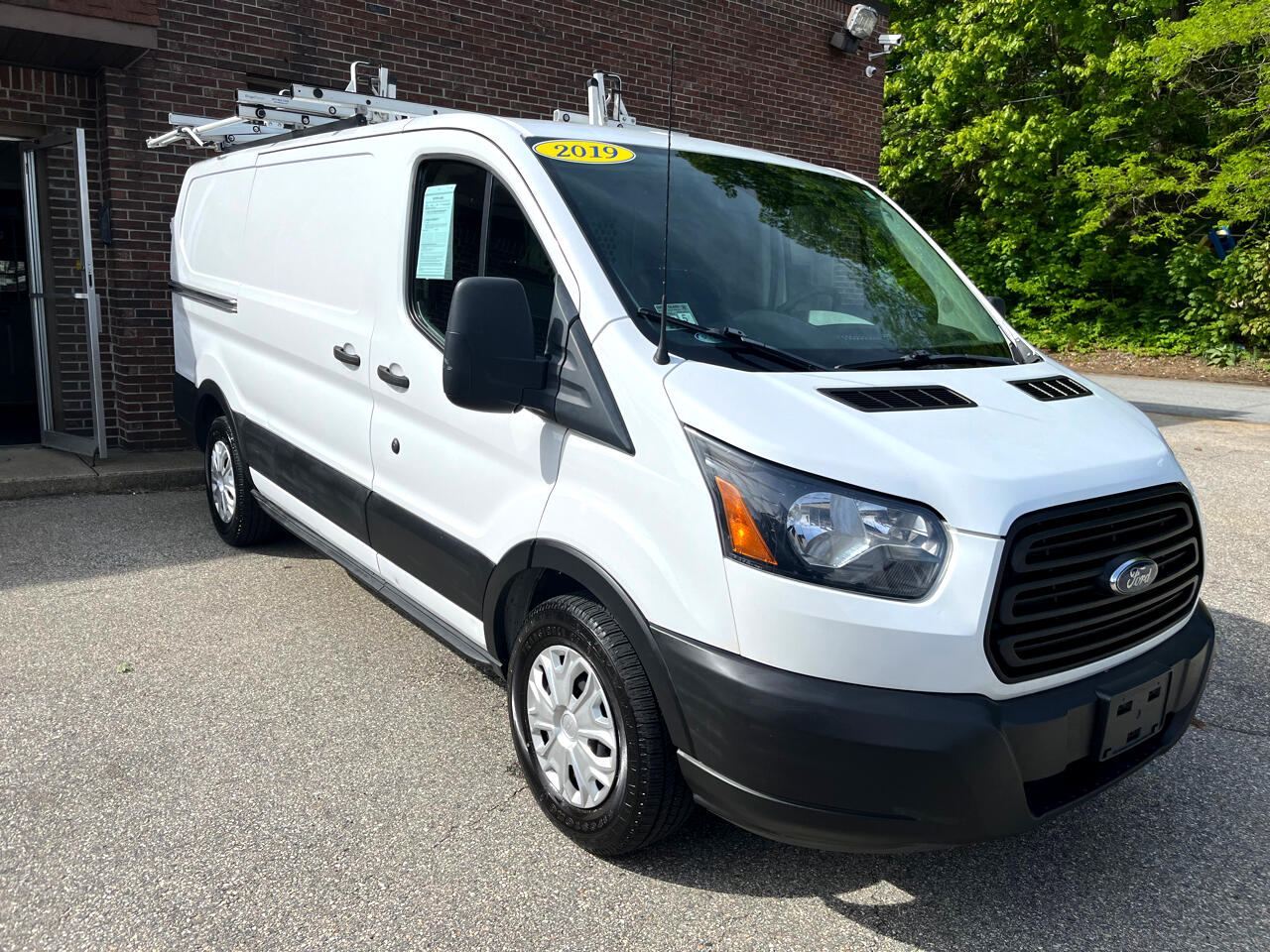 2019 Ford Transit 150 Van Low Roof w/Sliding Pass. 130-in. WB