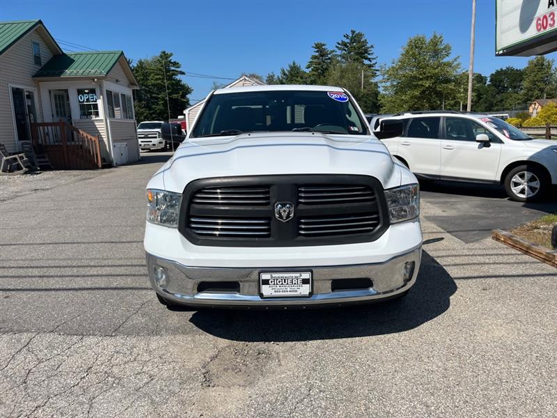 RAM 1500 SLT Quad Cab 4WD 2015