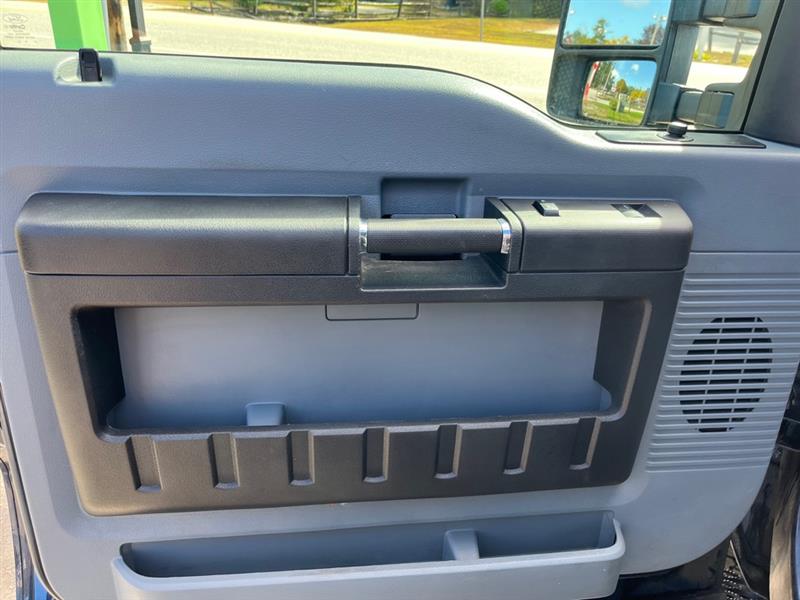 2015 Ford F-250 XL photo 9