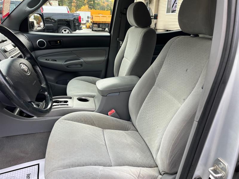 Toyota Tacoma Double Cab V6 Manual 4WD 2005