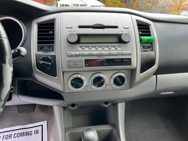 Toyota Tacoma Double Cab V6 Manual 4WD 2005