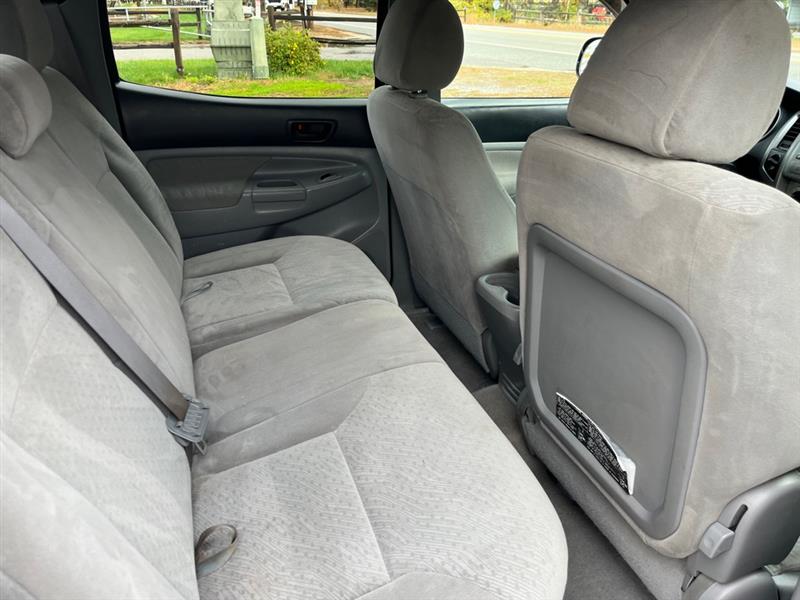 Toyota Tacoma Double Cab V6 Manual 4WD 2005