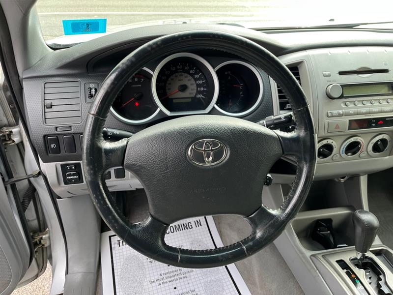 Toyota Tacoma Double Cab V6 Manual 4WD 2005