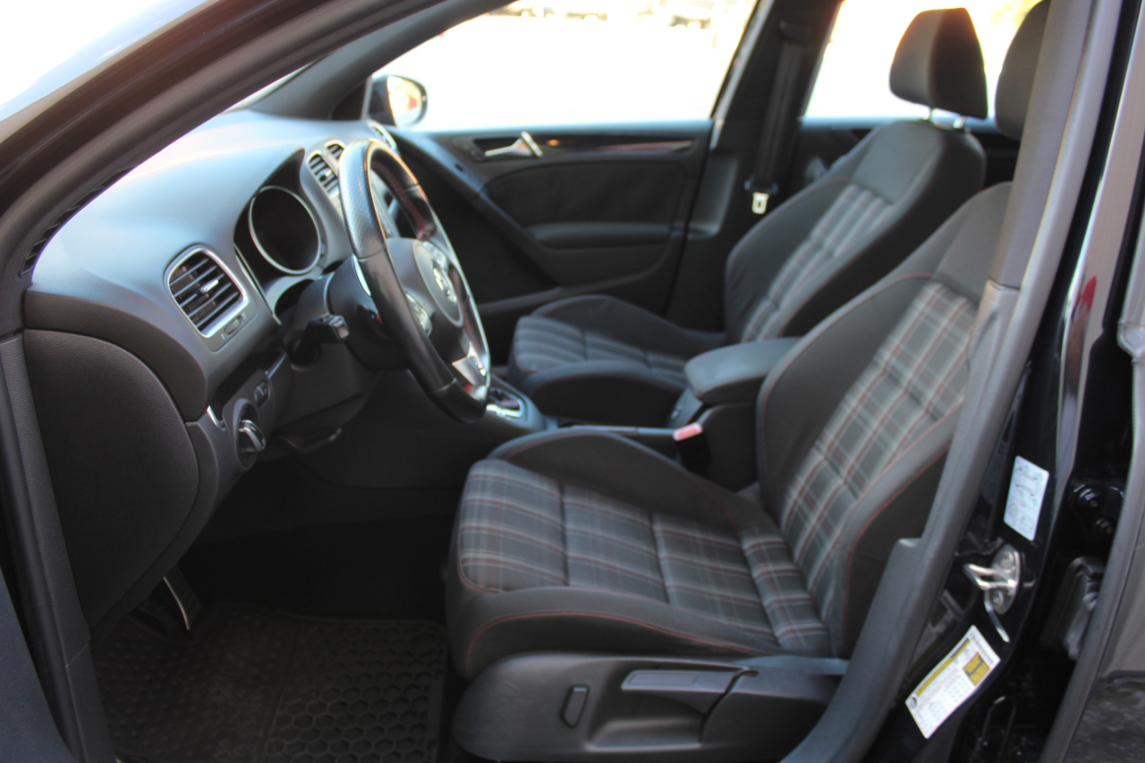 Volkswagen GTI 4-door 2013 Volkswagen GTI 4-door 2013