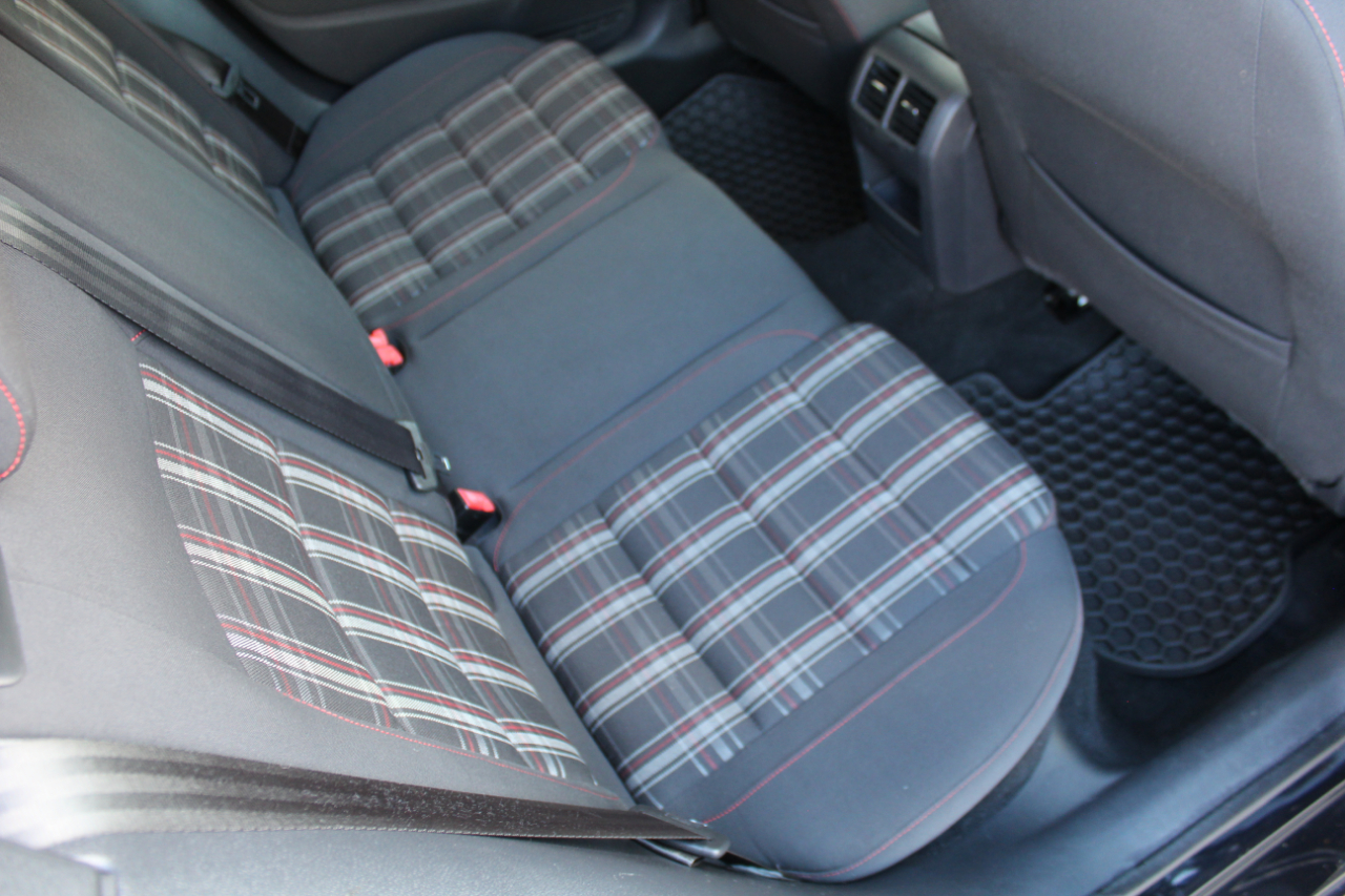 Volkswagen GTI 4-door 2013 Volkswagen GTI 4-door 2013