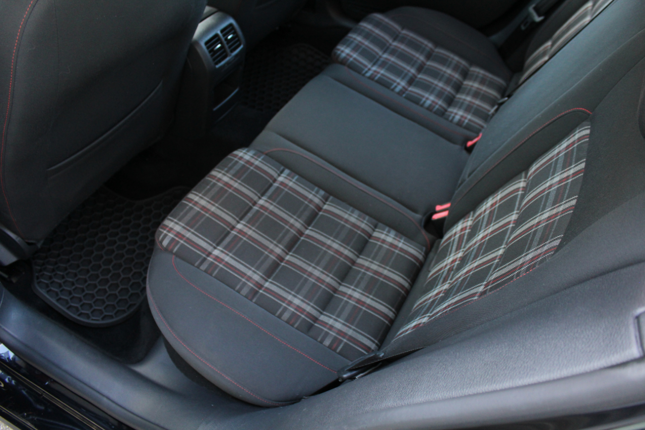 Volkswagen GTI 4-door 2013 Volkswagen GTI 4-door 2013