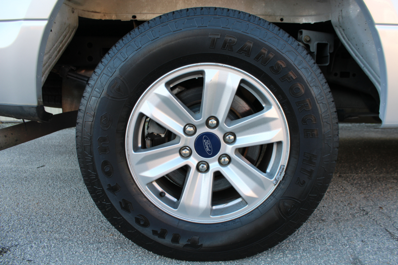 Ford F-150 XLT SuperCrew 5.5-ft. Bed 2WD 2015