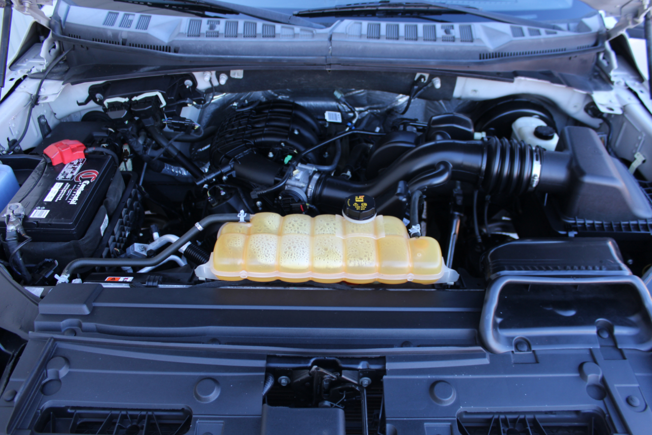 Ford F-150 XLT SuperCrew 5.5-ft. Bed 2WD 2015