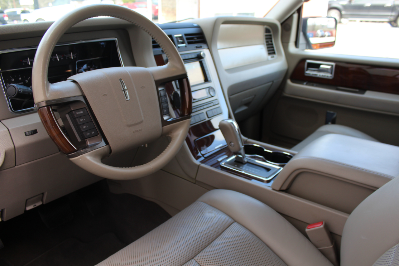 Lincoln Navigator L 2WD 2014