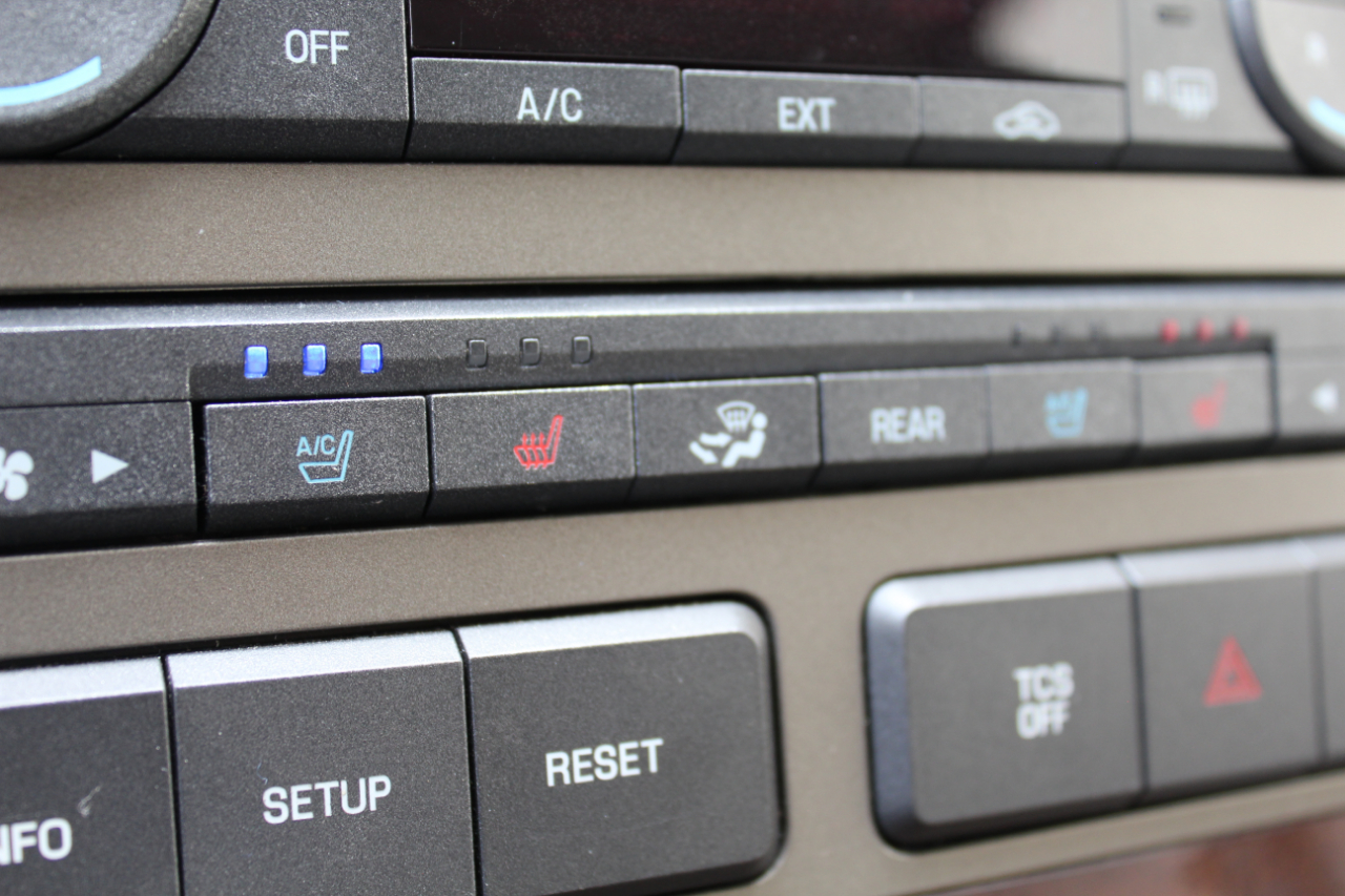 Lincoln Navigator L 2WD 2014