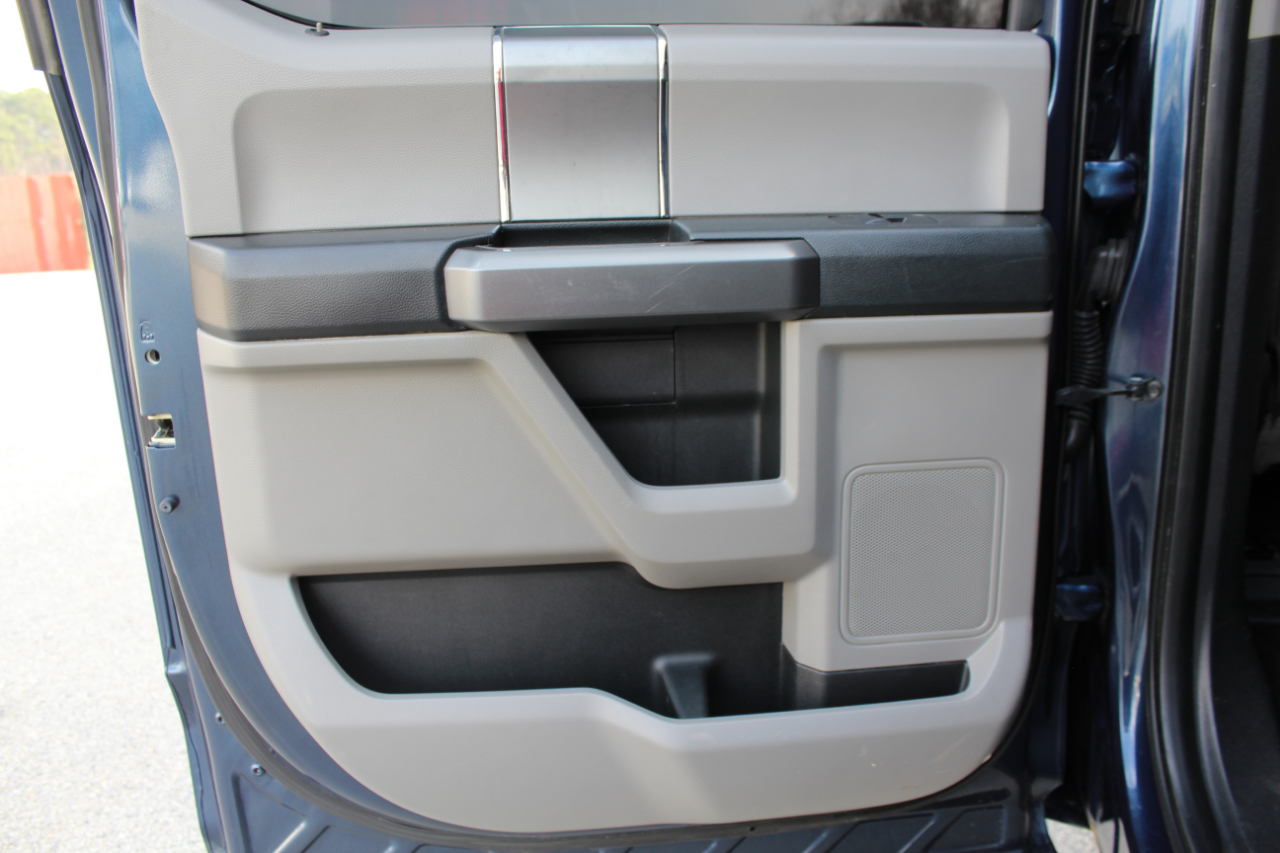 Ford F-150 XLT SuperCrew 5.5-ft. Bed 4WD 2015