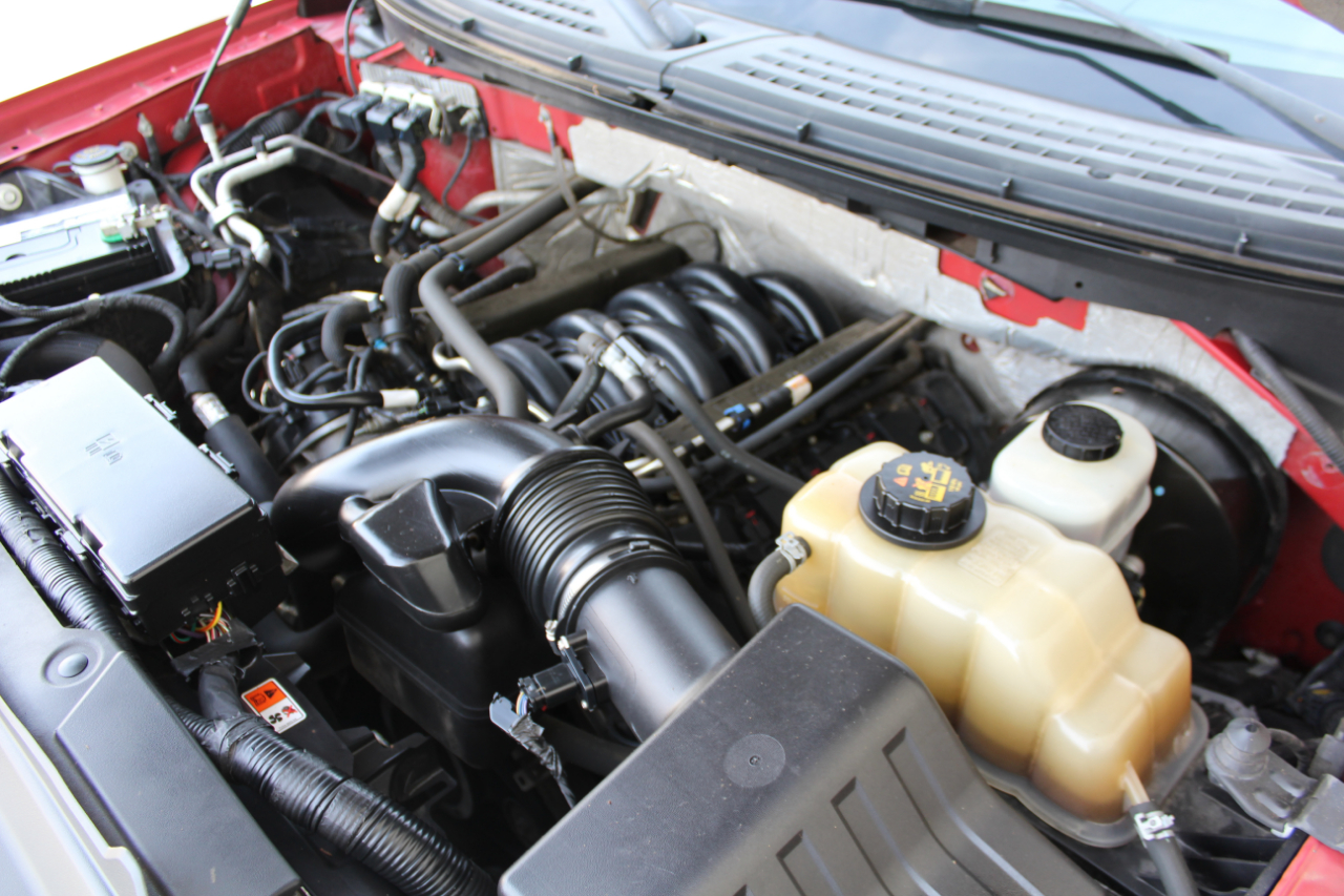 Ford F-150 XLT SuperCrew 5.5-ft. Bed 2WD 2013