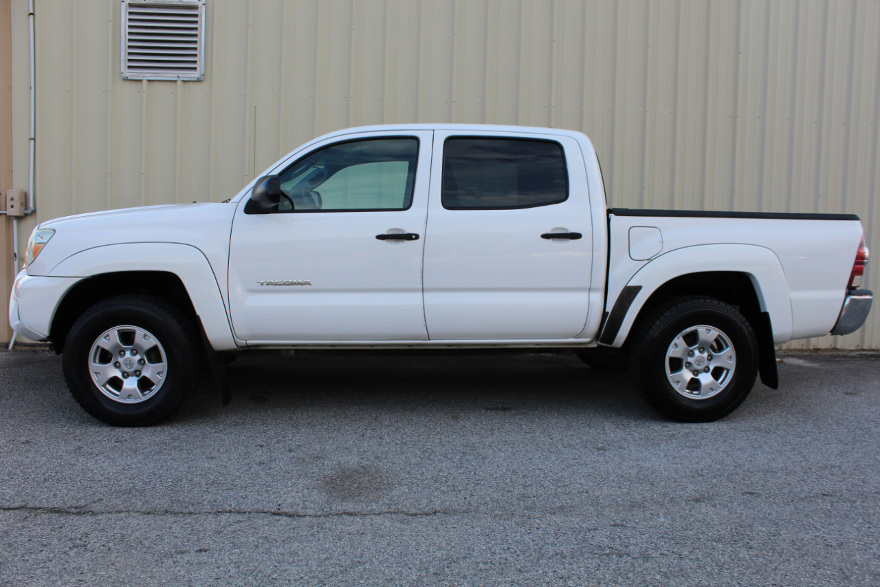 Toyota Tacoma PreRunner Double Cab I4 4AT 2WD 2015