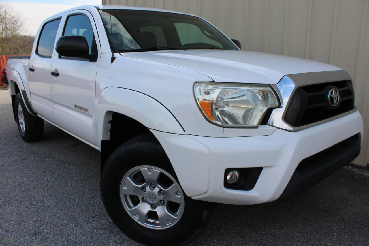 Toyota Tacoma PreRunner Double Cab I4 4AT 2WD 2015